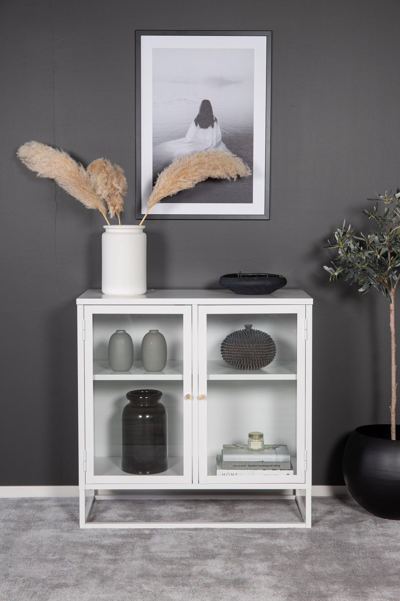 Will Kabinett in Weiss präsentiert im Onlineshop von KAQTU Design AG. Cabinet ist von Venture Home