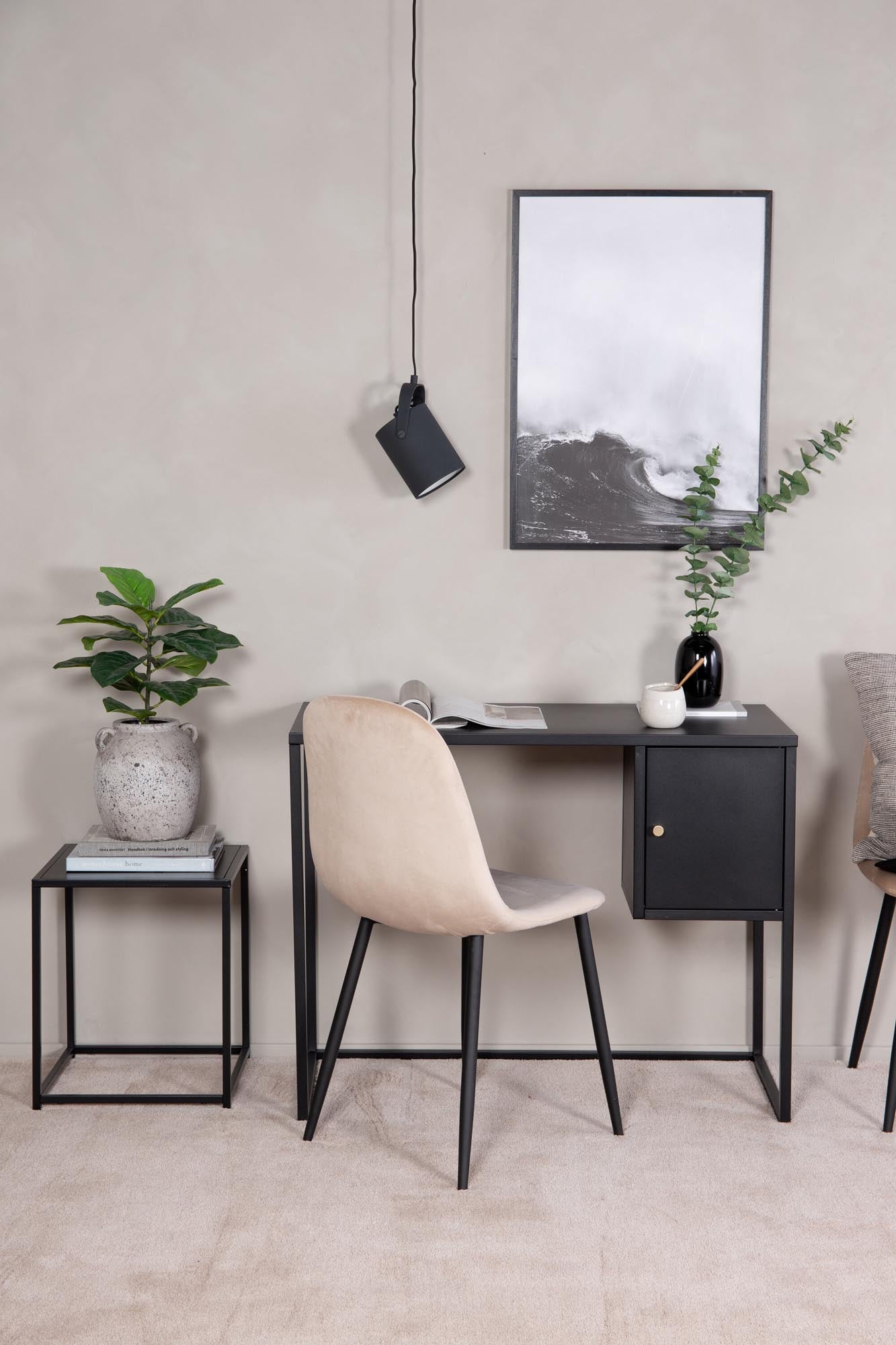 Der Will Schreibtisch von Venture Home: Stilvolles Industriedesign, robustes Stahlgestell, integrierter Stauraum, kompakte Masse.