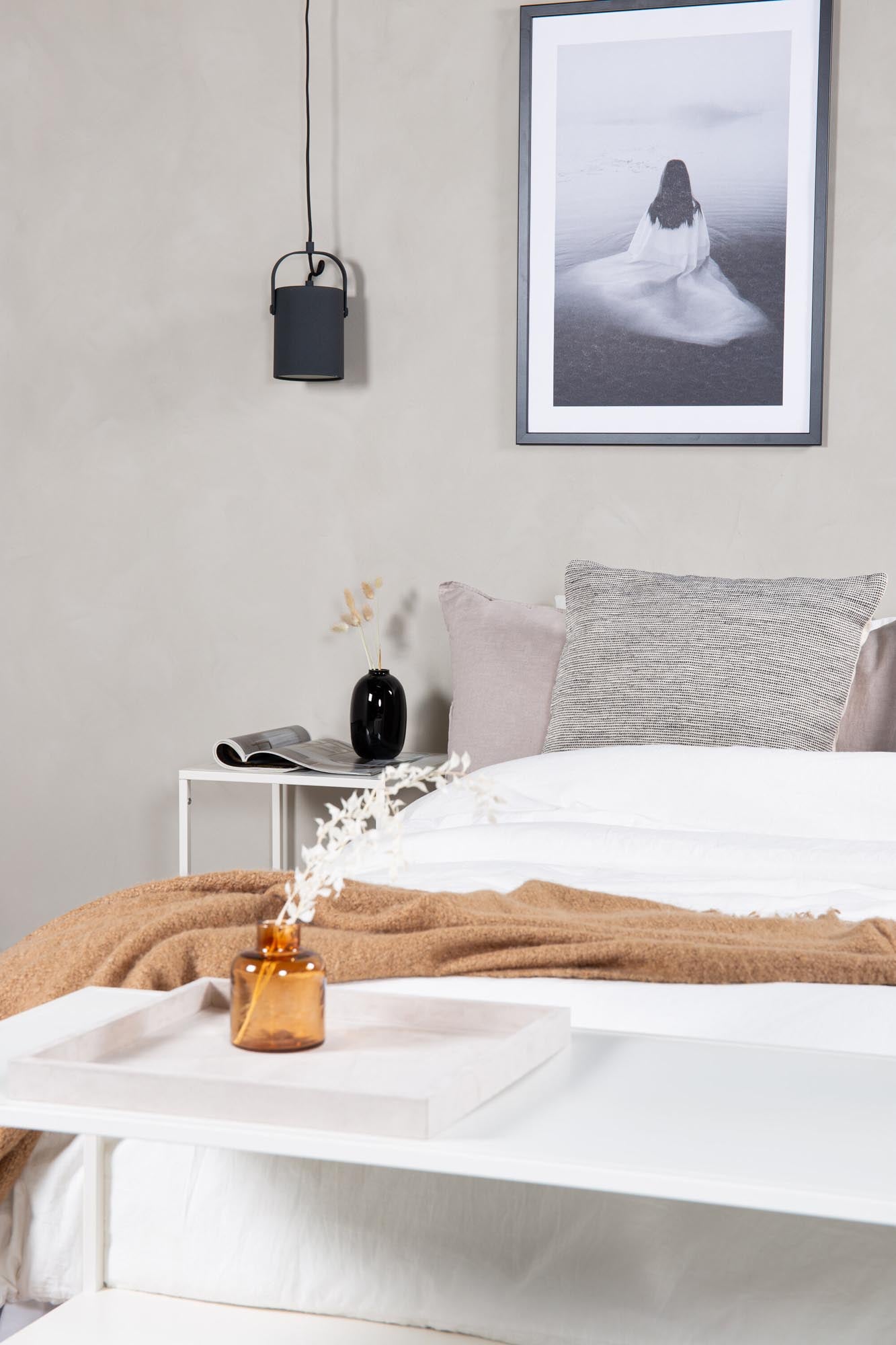 Staal Beistelltisch in Weiss präsentiert im Onlineshop von KAQTU Design AG. Beistelltisch ist von Venture Home