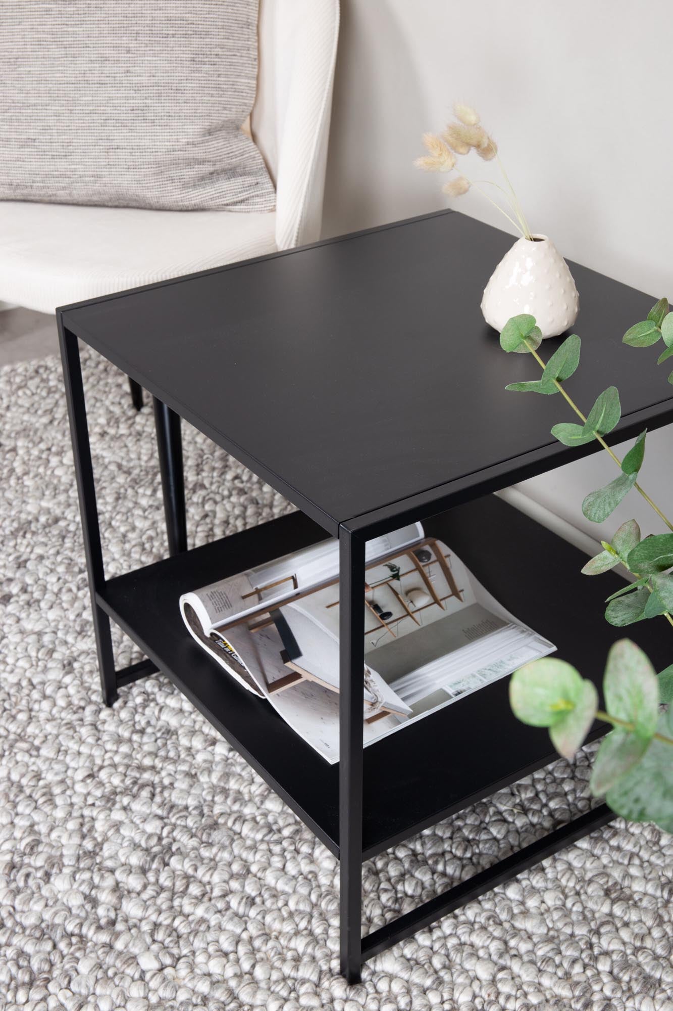 Staal Beistelltisch in Schwarz präsentiert im Onlineshop von KAQTU Design AG. Beistelltisch ist von Venture Home