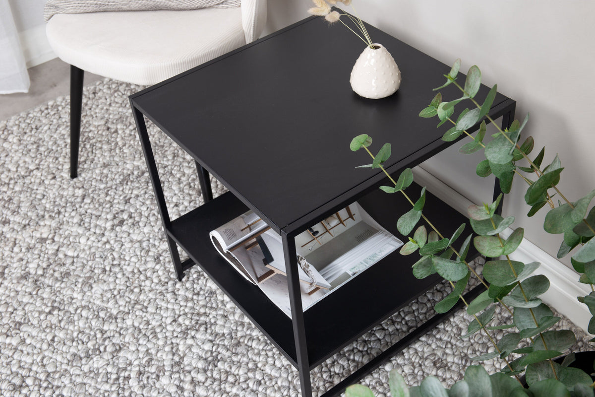 Staal Beistelltisch in Schwarz präsentiert im Onlineshop von KAQTU Design AG. Beistelltisch ist von Venture Home