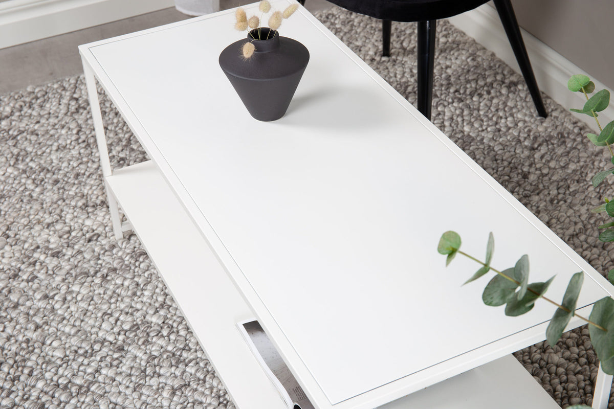 Staal Coffee Tisch in Weiss präsentiert im Onlineshop von KAQTU Design AG. Beistelltisch ist von Venture Home