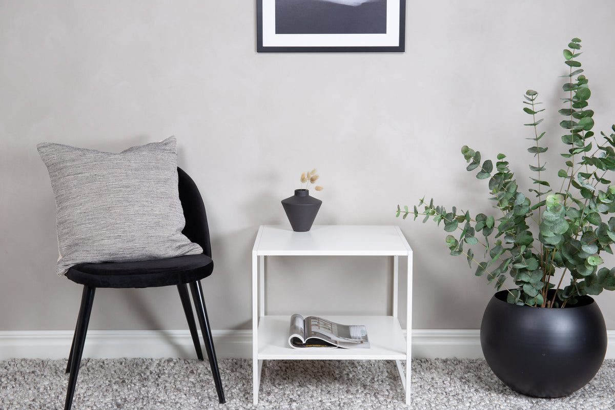Staal Beistelltisch in Weiss präsentiert im Onlineshop von KAQTU Design AG. Beistelltisch ist von Venture Home