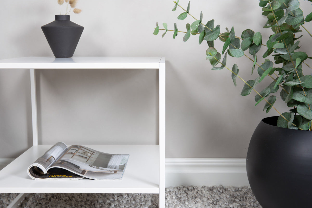 Staal Beistelltisch in Weiss präsentiert im Onlineshop von KAQTU Design AG. Beistelltisch ist von Venture Home