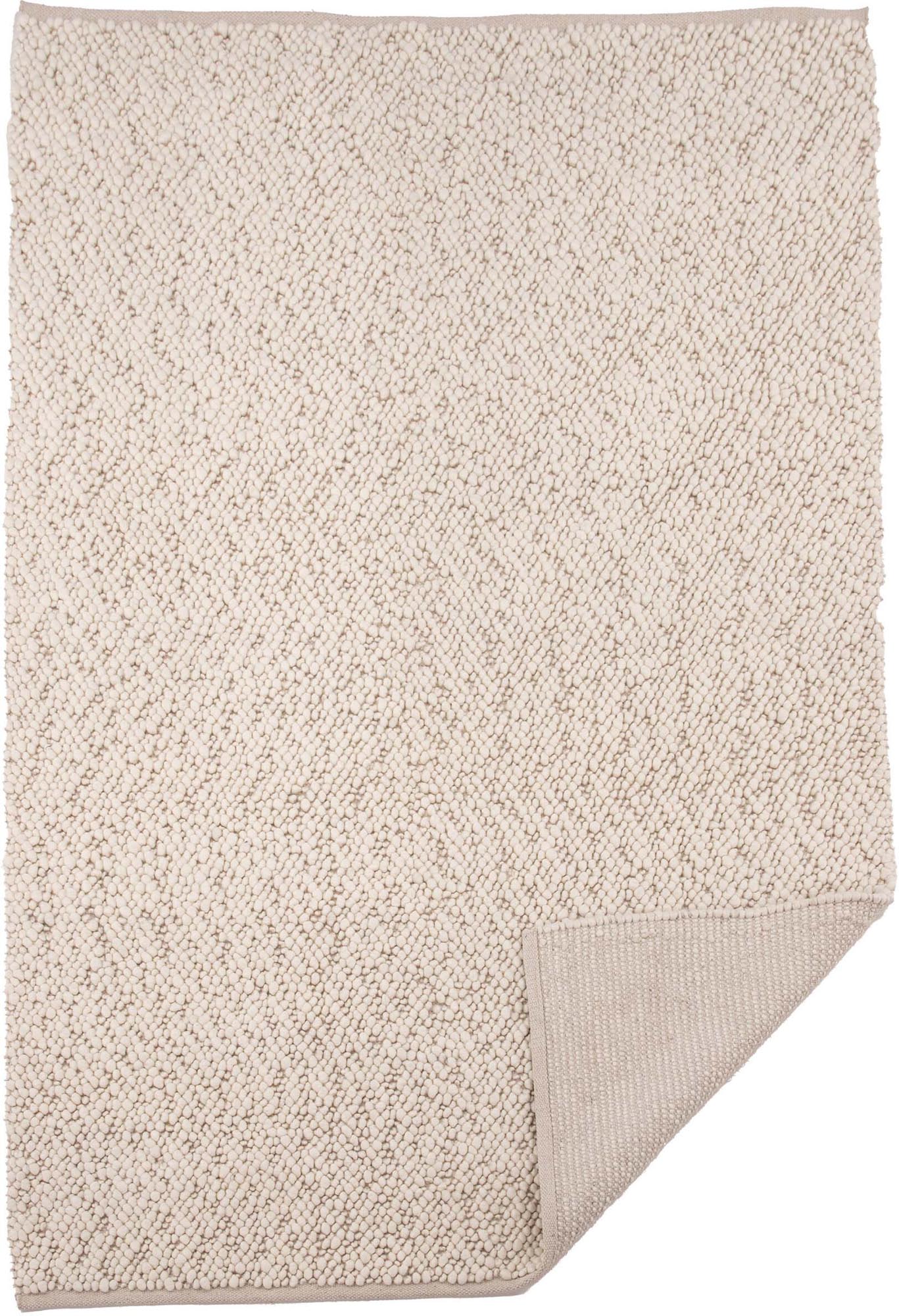 Jajru Teppich in Weiss präsentiert im Onlineshop von KAQTU Design AG. Teppich ist von Venture Home