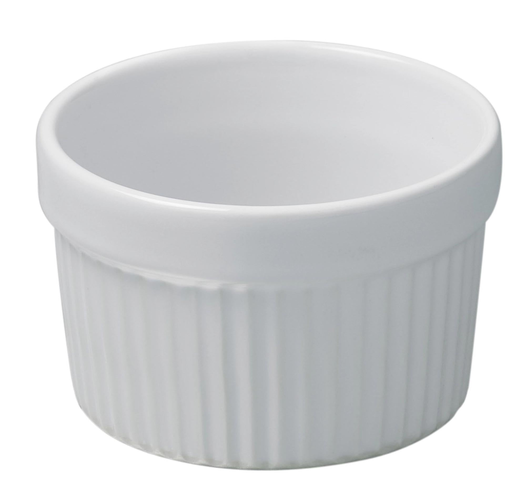 Entdecken Sie die exquisite Souffléform klein von Revol (Ø 8,2 cm) aus hochwertigem Porzellan – ideal für perfekte Soufflés und elegante Desserts.