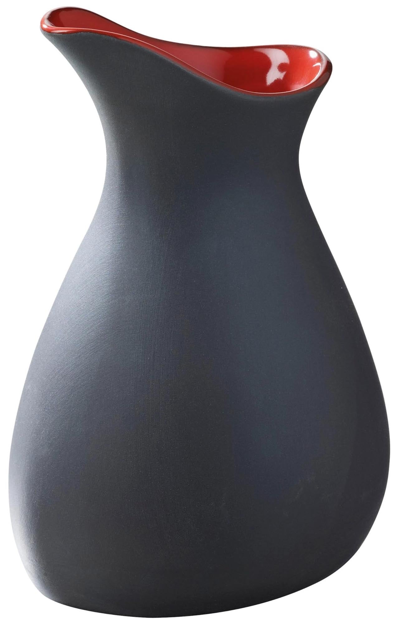 Elegante Saucen-Kanne von Revol: Schiefer-Stil aussen, leuchtend rot innen, 10cl. Hochwertiges Porzellan, präzises Ausgiessen.