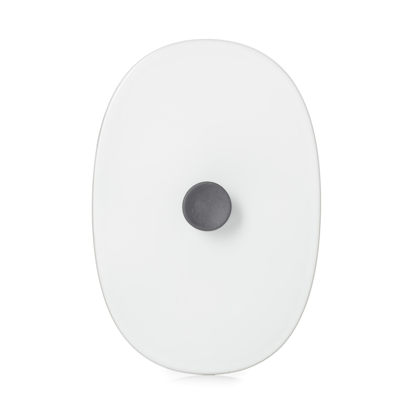 Eleganter, weisser Porzellandeckel von Revol, ideal für Backplatten, bietet optimale Wärmeverteilung und Schutz.