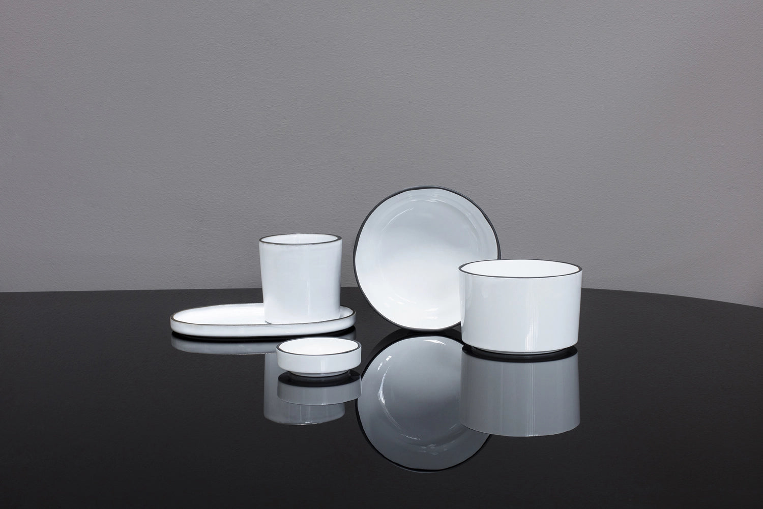 Assiette Caracter avec couvercle 26x18.5 Cumulus Coules blanches