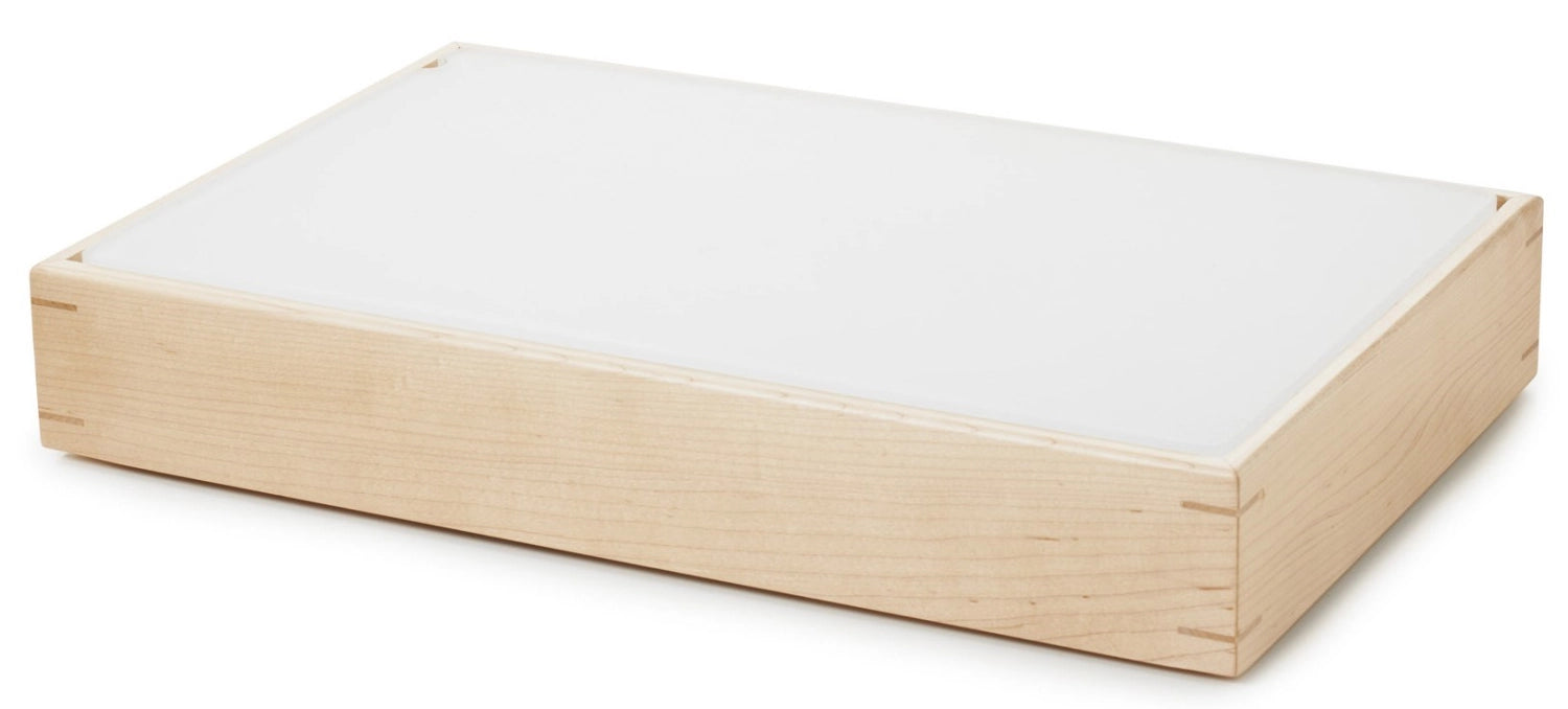 Elegante GN 1/1 Kühlstation aus hochwertigem Ahornholz von Revol, ideal für die ansprechende Präsentation und Lagerung von Lebensmitteln.