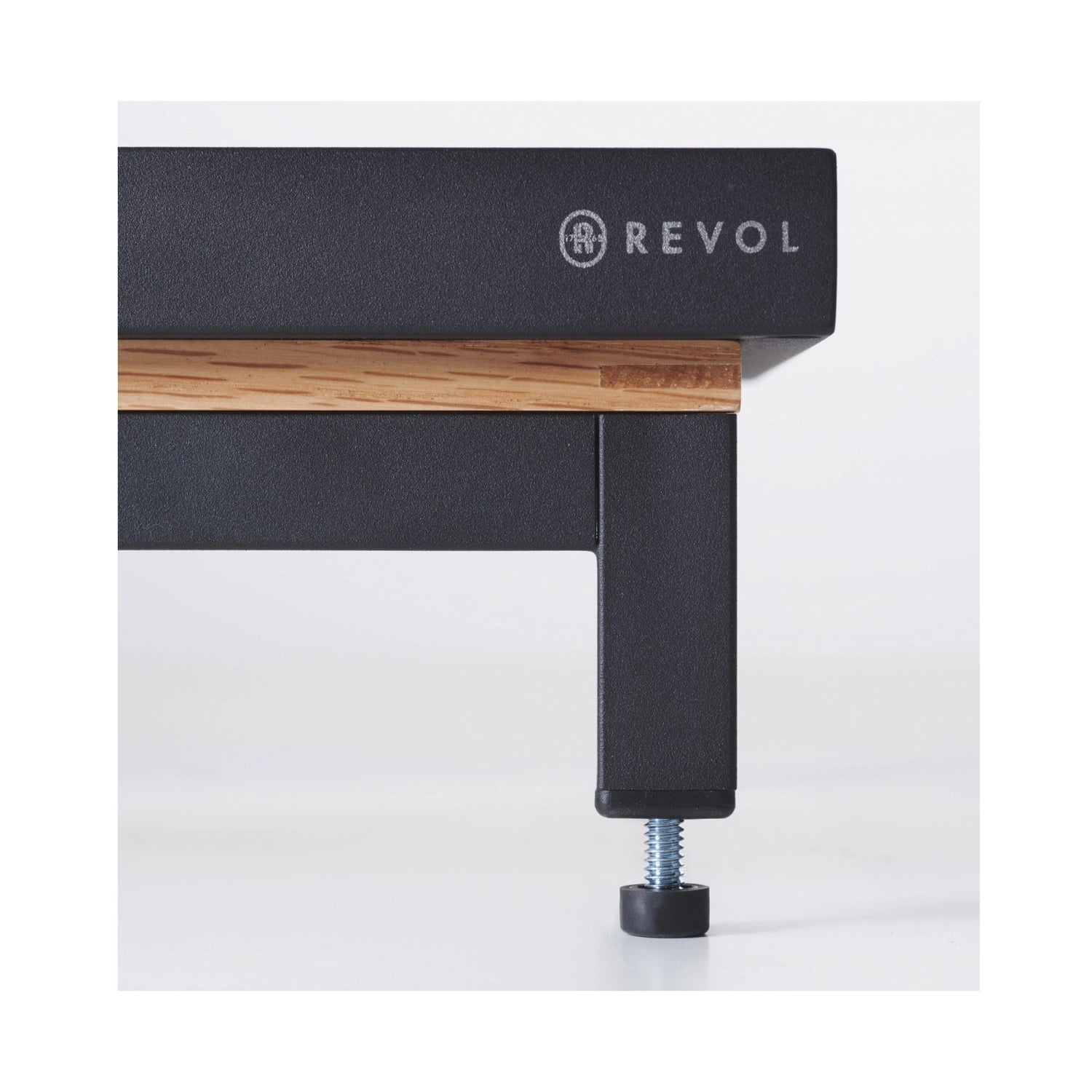 Eleganter Hoher Presenter für GN 1/1 aus mattschwarzem Metall und Eichenholz. Ideal für ansprechende Speisenpräsentation in Gastronomie und bei Events.