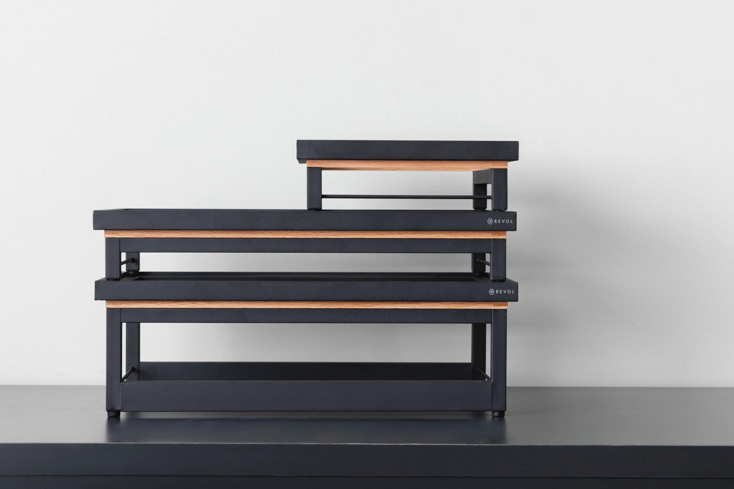 Presentatore di scena en per GN 1/1 Matt Black Metal, Frame di quercia