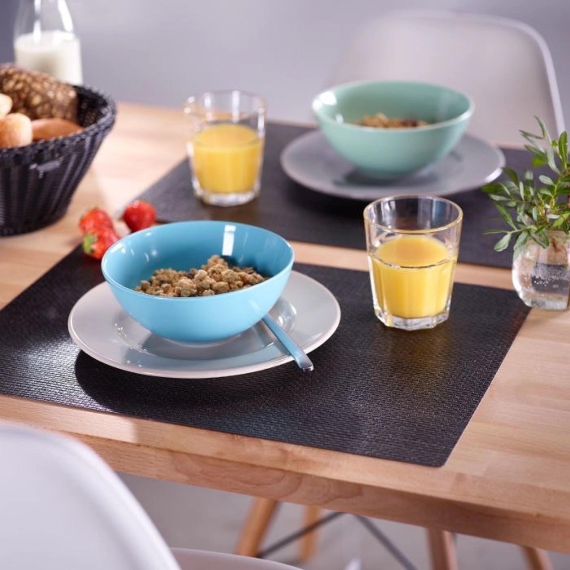 Modernes Tischset von Westmark, rechteckig 45x32.5cm, aus langlebigem PP in Schwarz, perfekt für eine elegante Tischgestaltung.