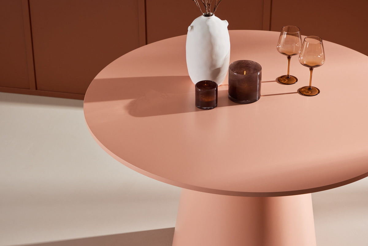 Lanzo Esstisch in Pink präsentiert im Onlineshop von KAQTU Design AG. Esstisch ist von Venture Home