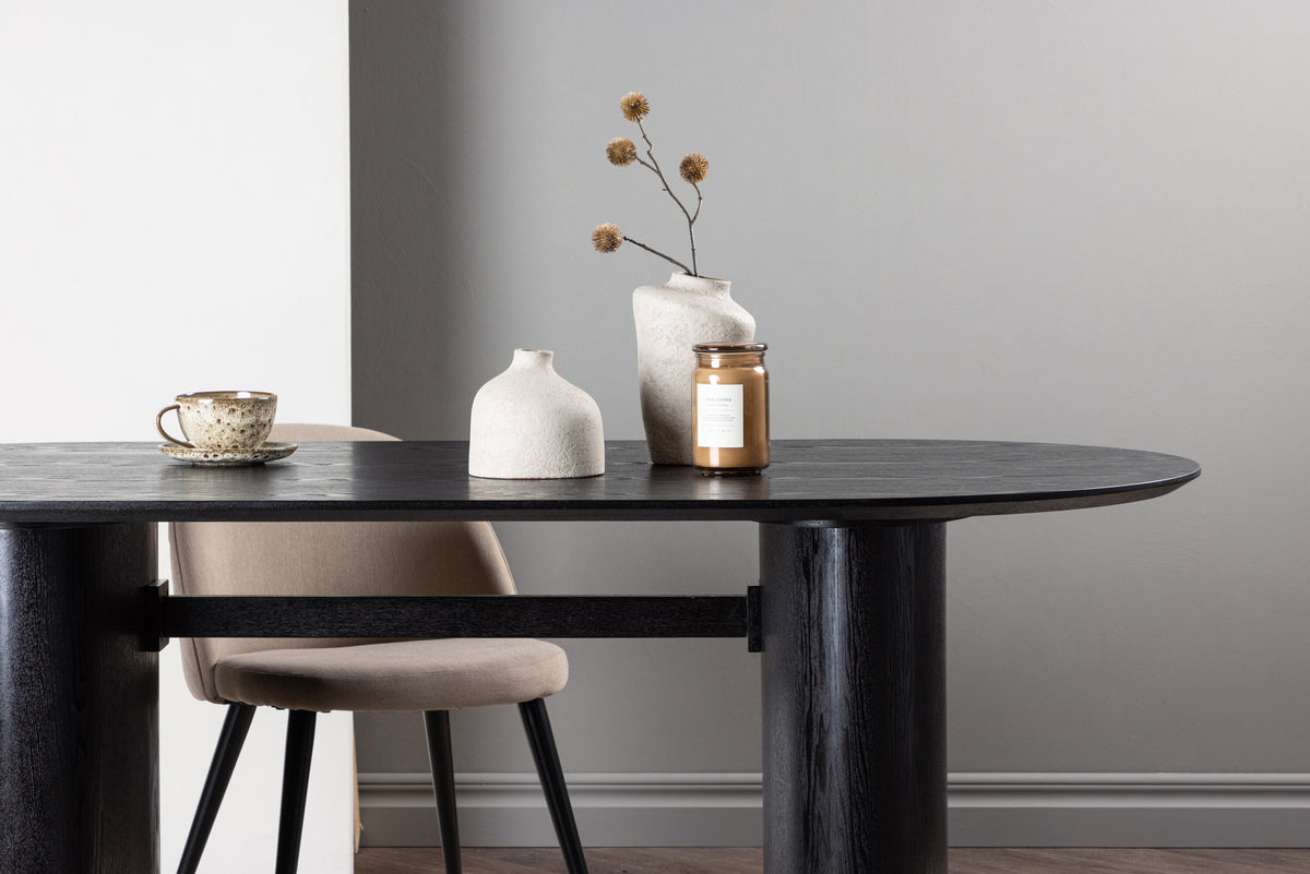 Isolde Esstisch in Schwarz präsentiert im Onlineshop von KAQTU Design AG. Esstisch ist von Venture Home