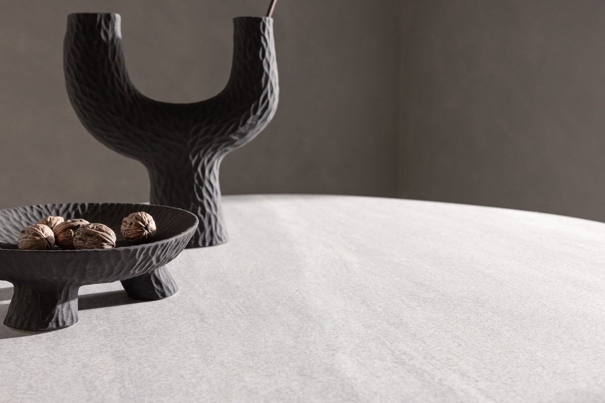 Grönvik Tisch in Hellgrau präsentiert im Onlineshop von KAQTU Design AG. Esstisch ist von Venture Home
