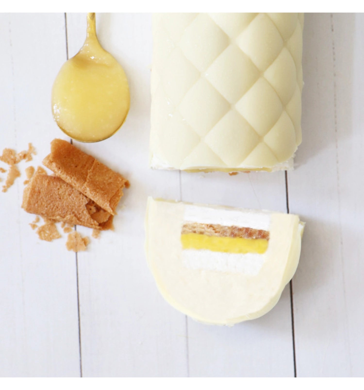 Erleben Sie kreatives Backen mit der 3D Silikonbackmatte von Scrap Cooking! Ideal für kleine Projekte, langlebig und leicht zu reinigen.