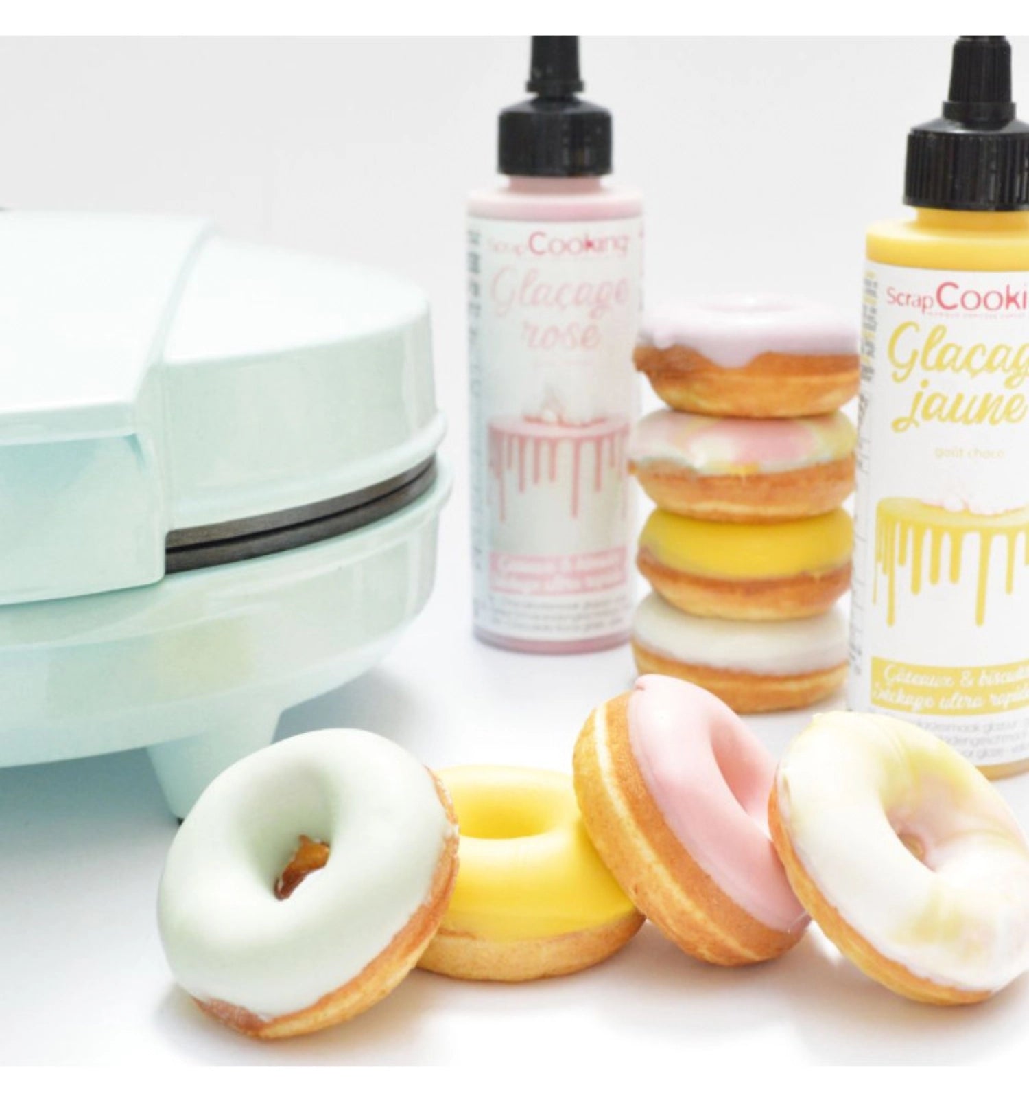 Die Donuts Factory von Scrap Cooking ist ein praktisches Küchengerät, das kreative Donut-Variationen schnell und einfach zubereitet.
