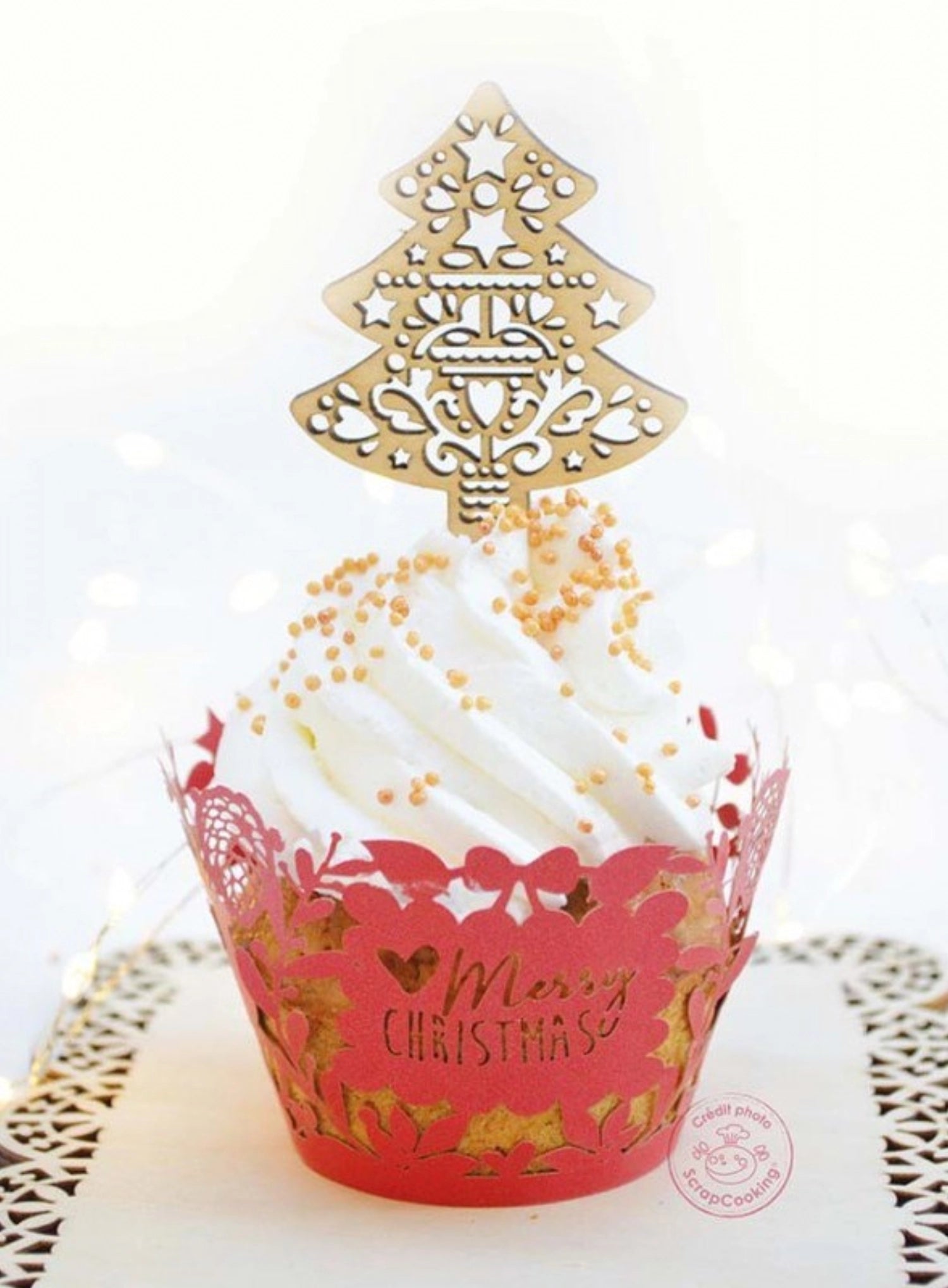 4 pcs. Set of wooden cake decorations Christmas