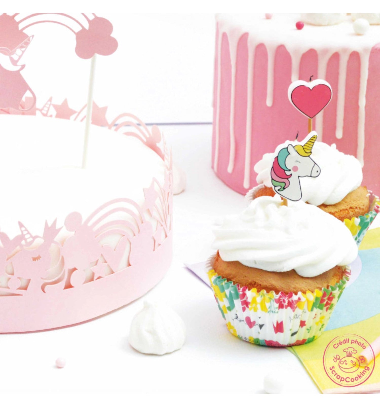 Verleihen Sie Ihren Muffins mit den 24 Einhorn Muffinförmchen und Cake Toppers von Scrap Cooking einen magischen Touch – ideal für jede Feier!