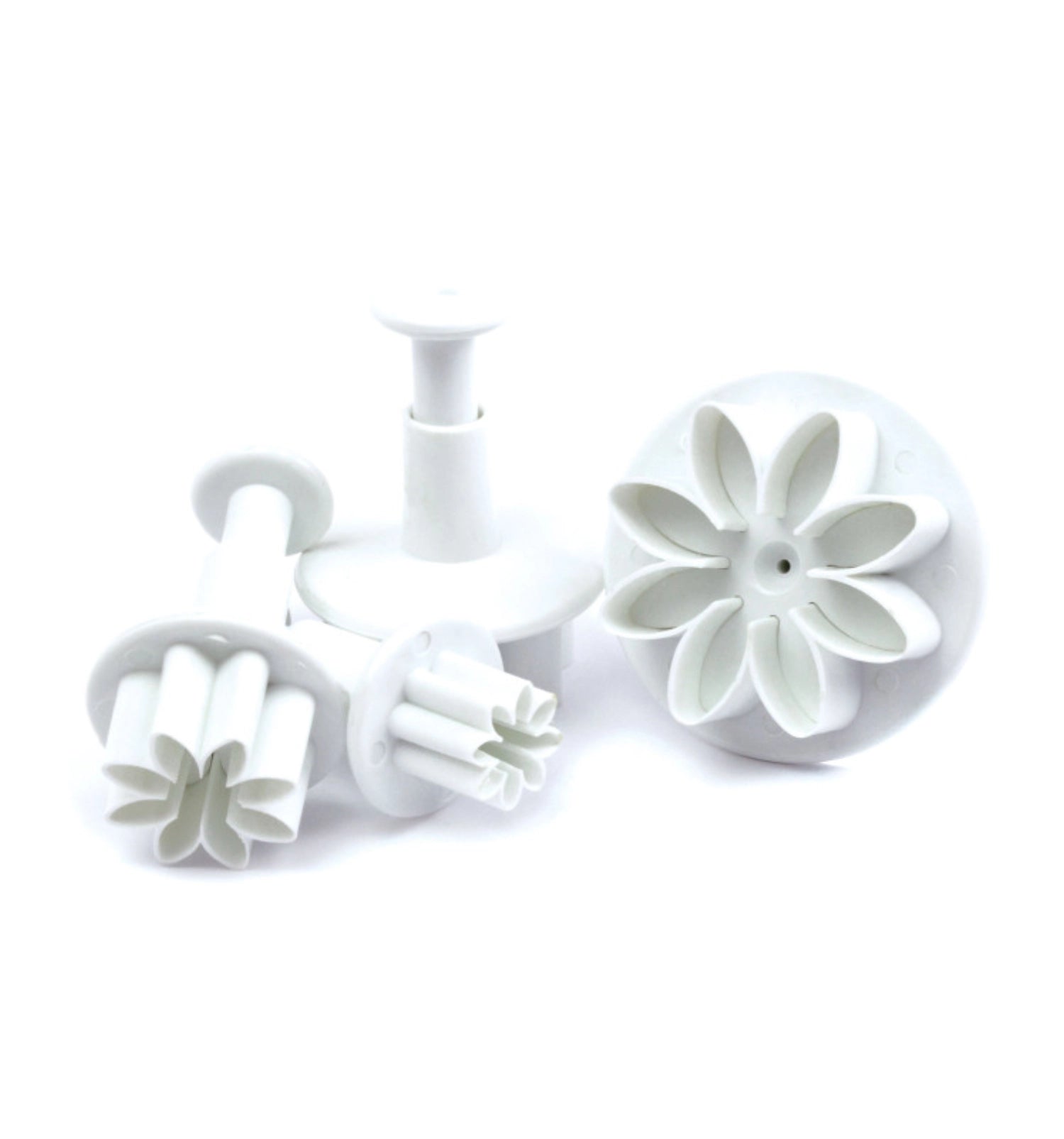 Gestalten Sie Ihre Torten und Cupcakes kreativ mit dem 4er Stanzset Blumen von Scrap Cooking. Ideal für wunderschöne Fondant-Dekorationen!