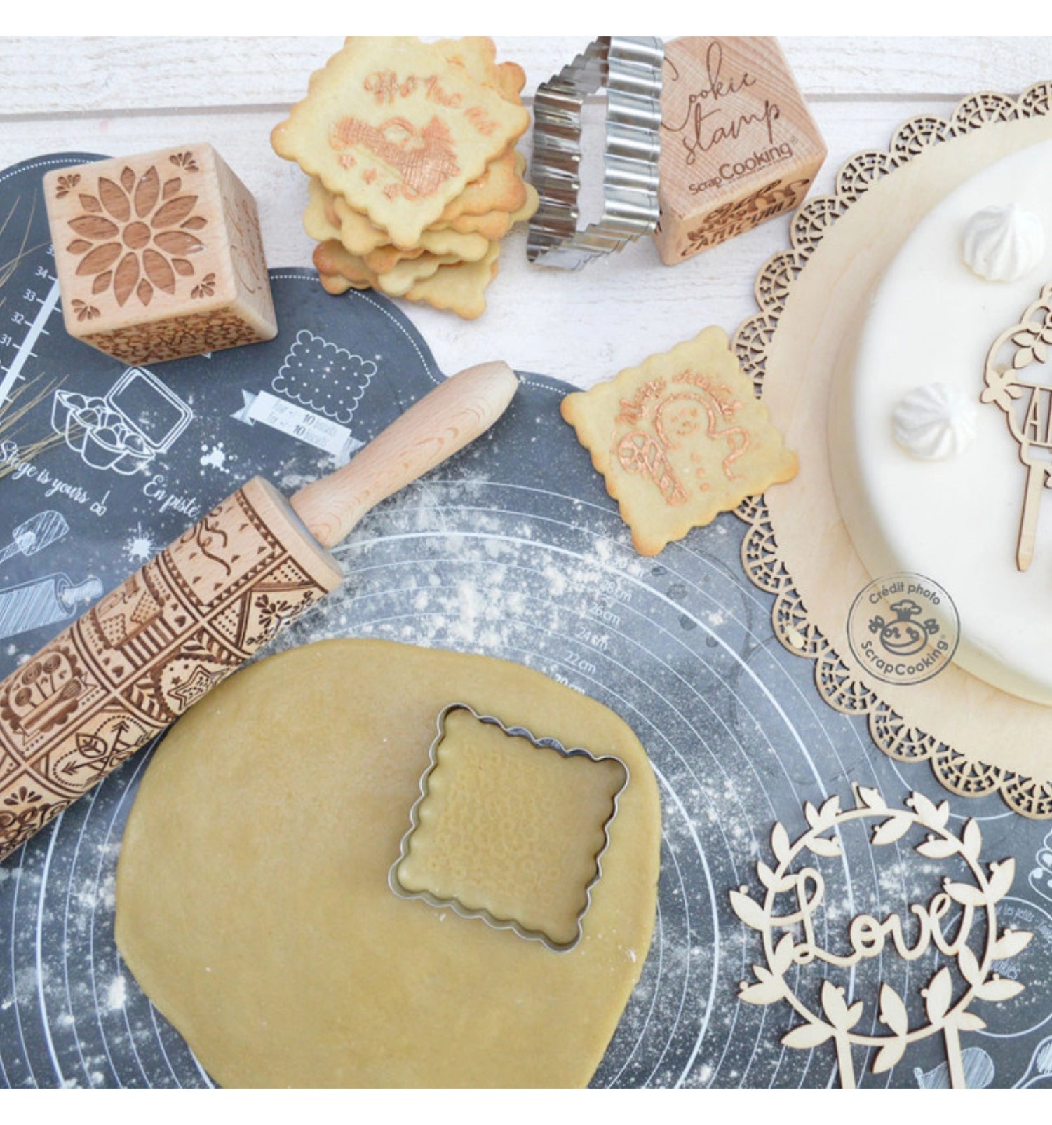 Rolling pin with Home Made embossing 39cm