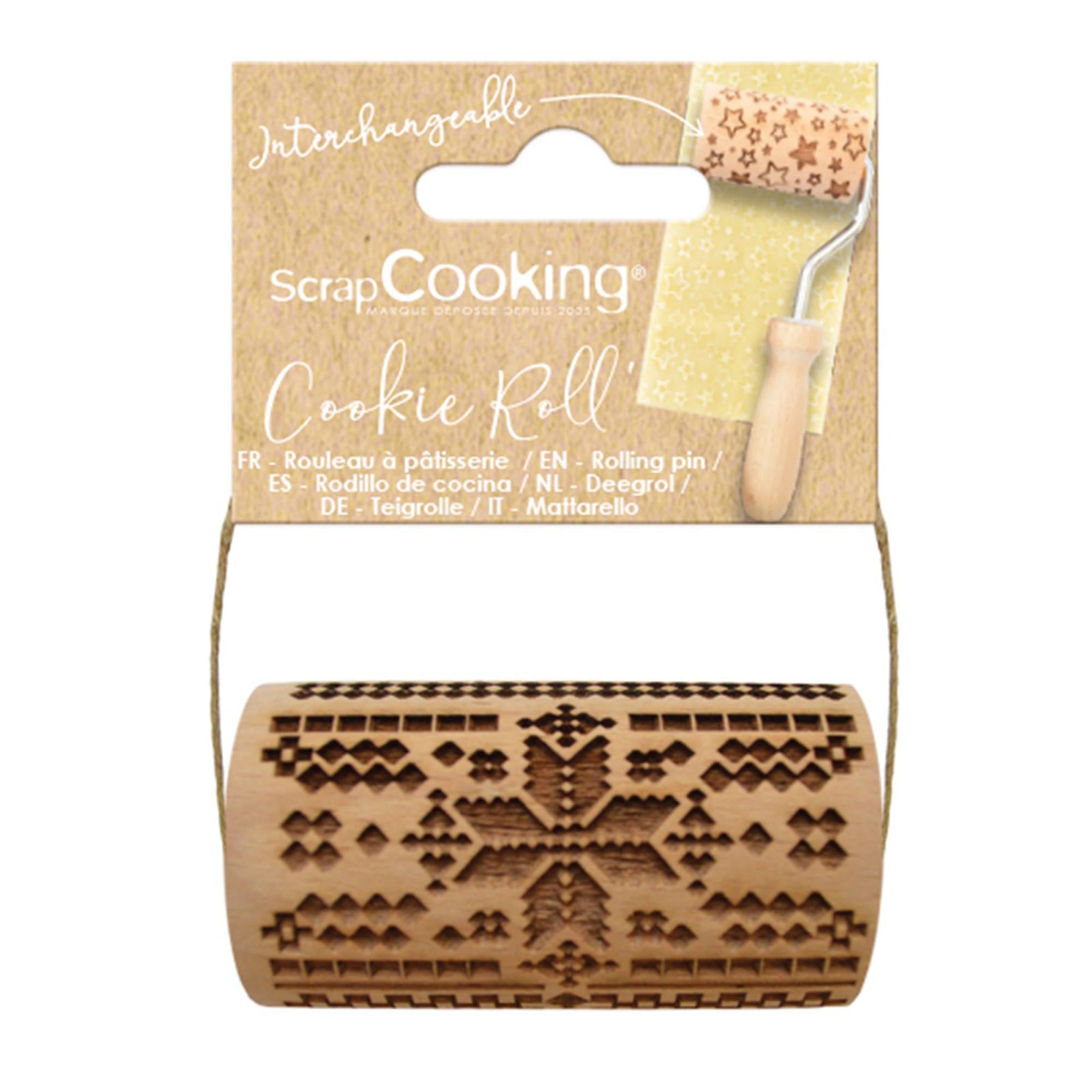 Geprägte Holz-Teigrolle für kreative Weihnachtsplätzchen von Scrap Cooking.