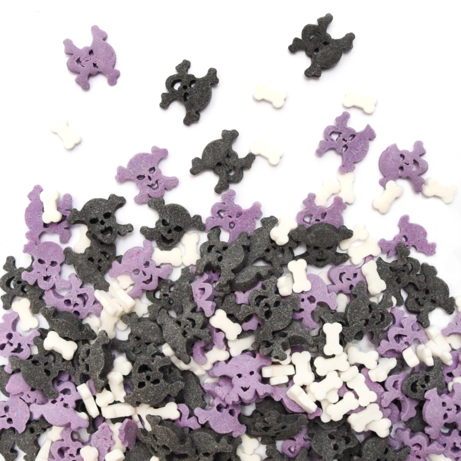 Verleihen Sie Ihren Halloween-Desserts mit den essbaren Zuckerknochen von Scrap Cooking einen schaurigen Look – ideal für kreative Backideen!