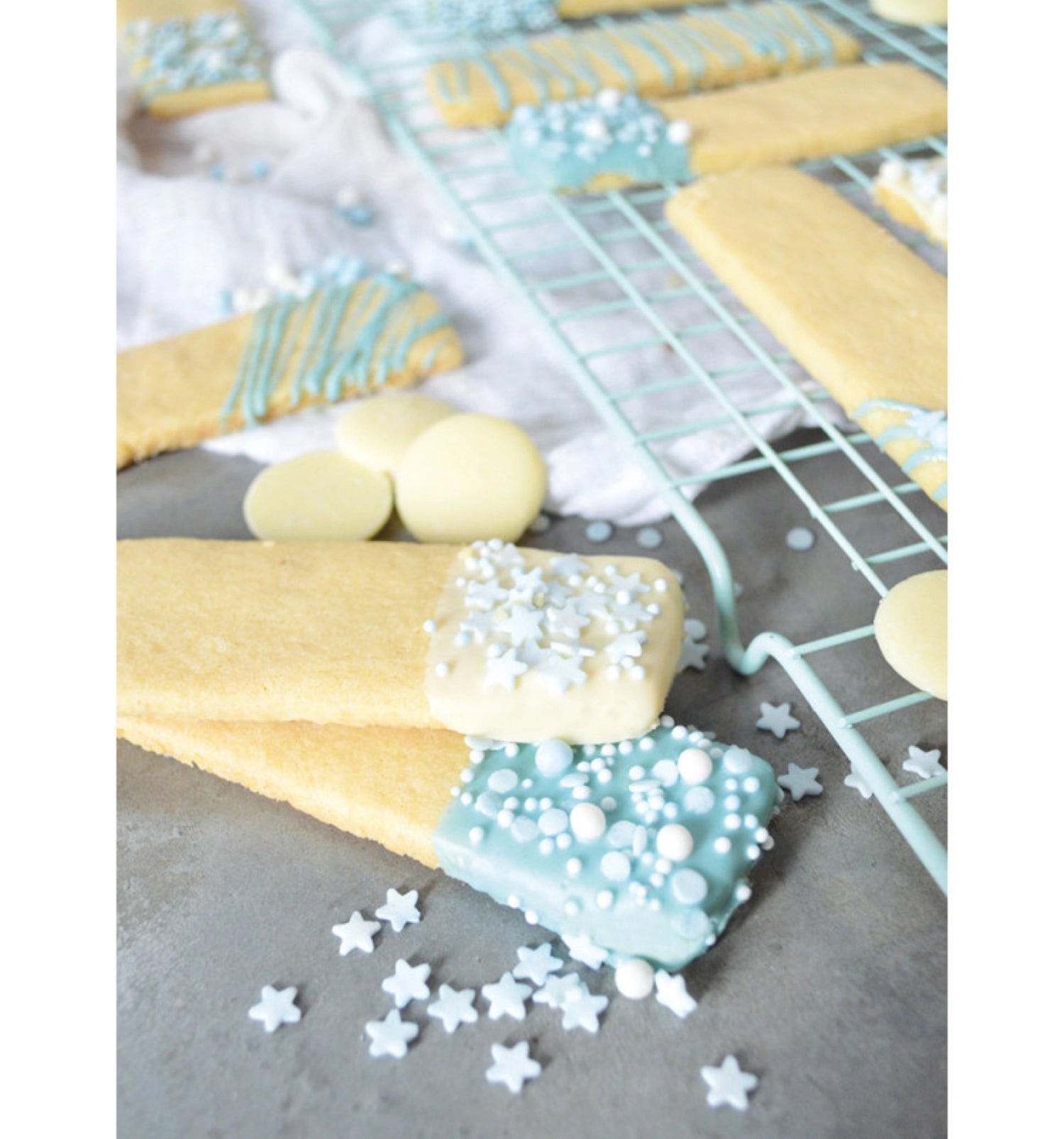 4 Décorations de sucre réglées Blue Mix 64G