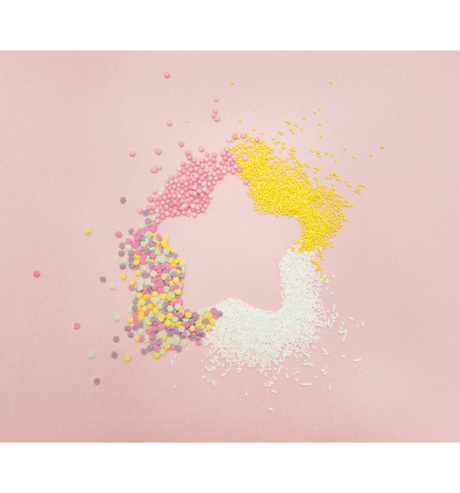 Entdecken Sie das 4er Set Zuckerdekors, Natural Mix von Scrap Cooking – perfekte, natürliche Dekorationen für Ihre Backkunst ohne künstliche Zusätze!