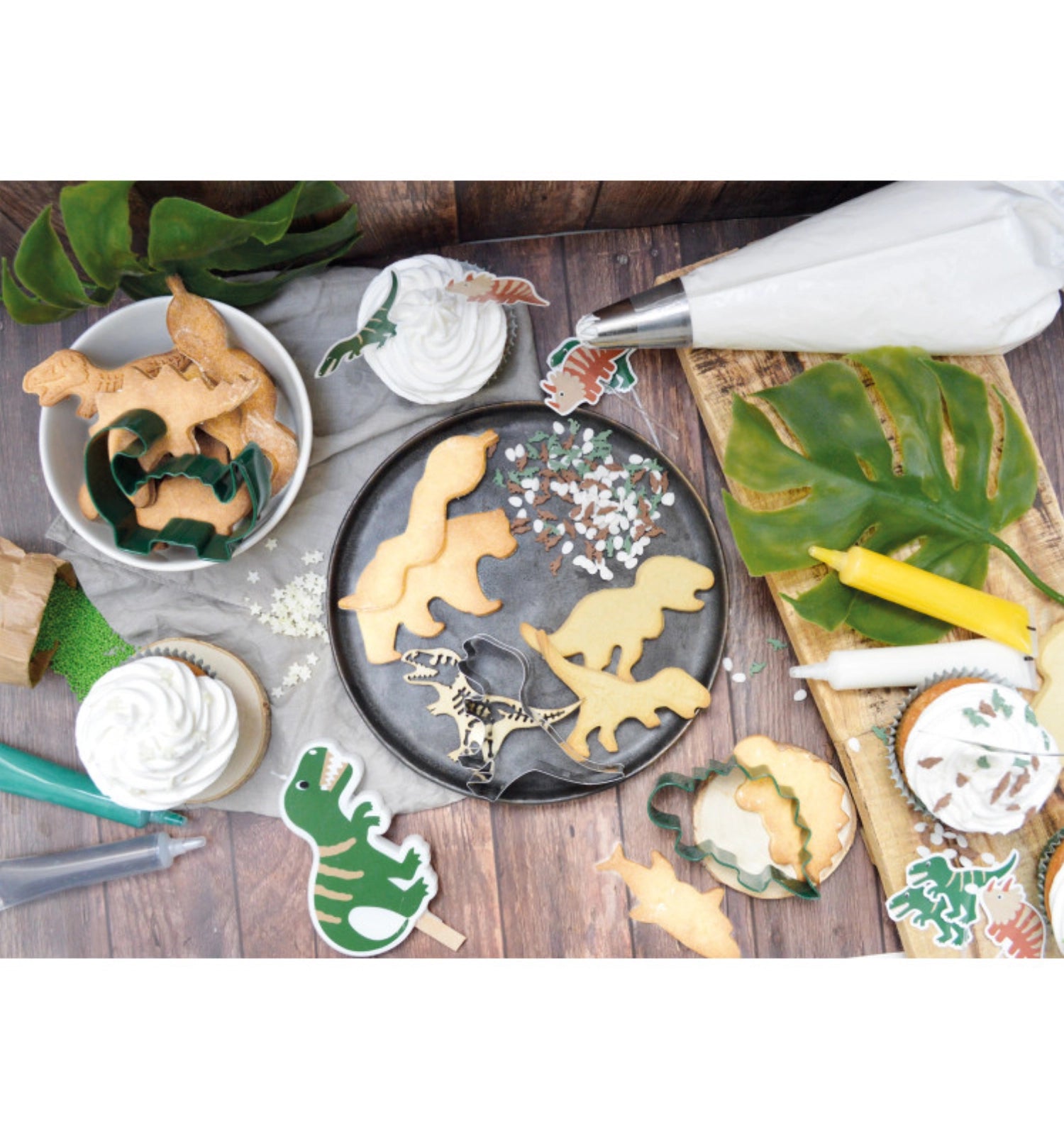 Bunter Dino Mix: 4er Set Zuckerdekors, 61g, ideal für Kuchen & Cupcakes. Perfekt für Kinderpartys & kreative Backkunst!