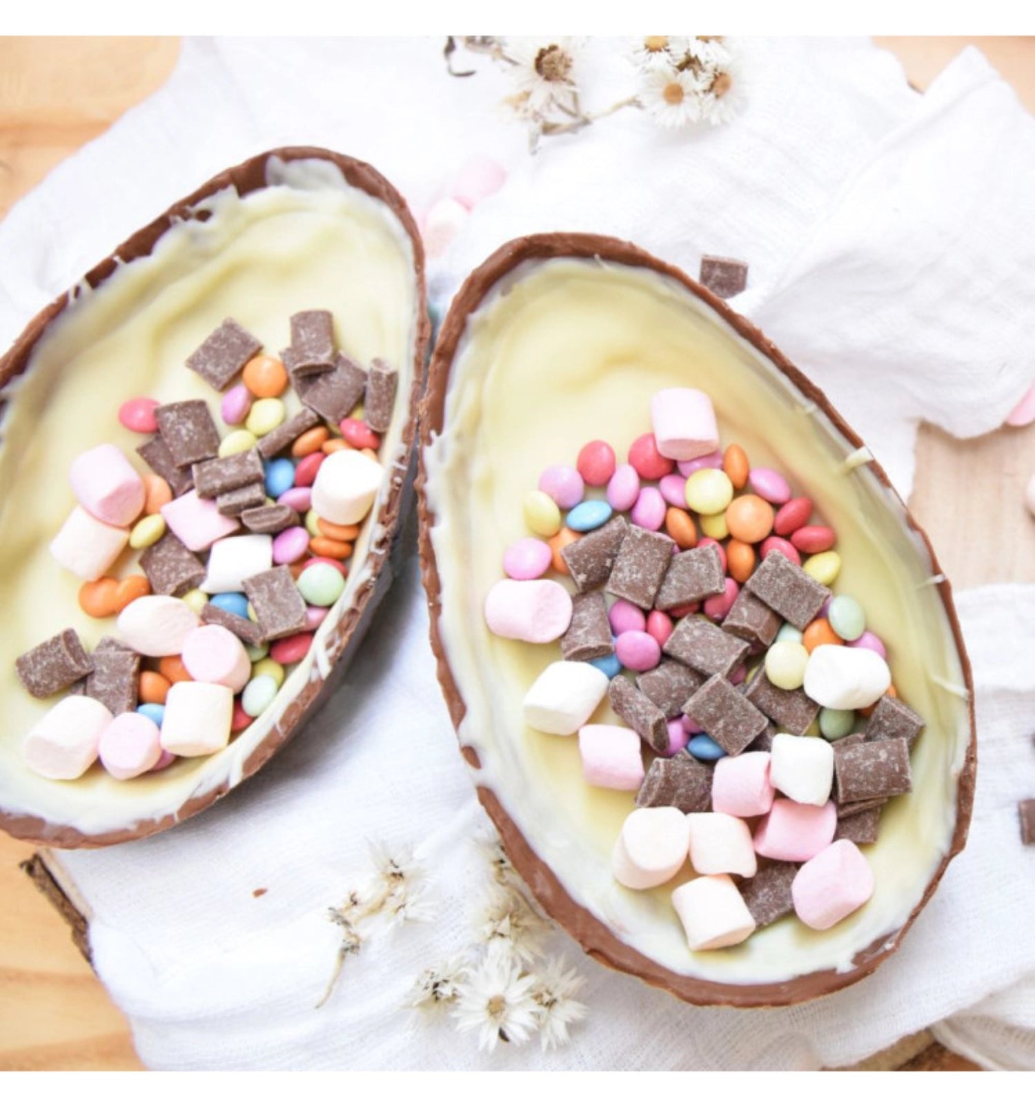 Uovo a forma di cioccolato grande