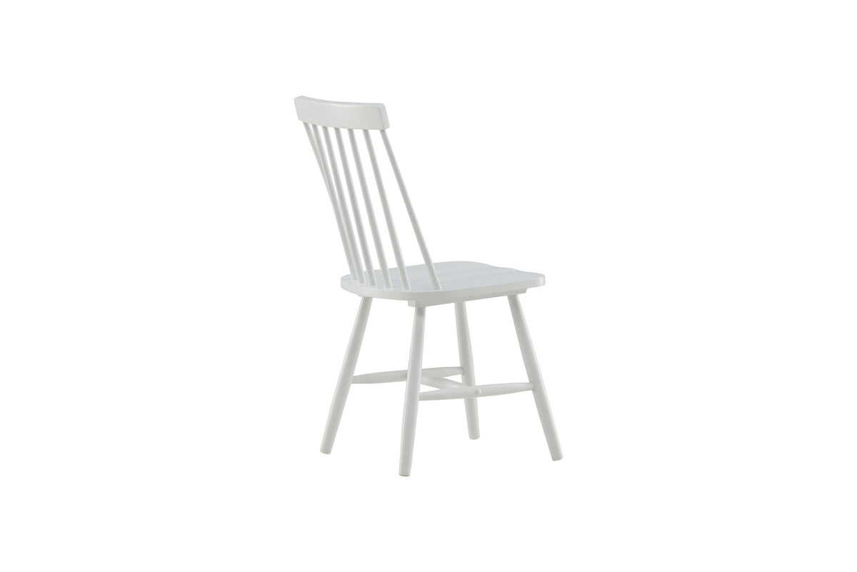 Lönneberga Stuhl in Weiss präsentiert im Onlineshop von KAQTU Design AG. Stuhl ist von Venture Home