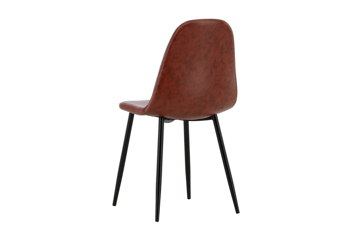 Polar Stuhl in Braun präsentiert im Onlineshop von KAQTU Design AG. Stuhl ist von Venture Home