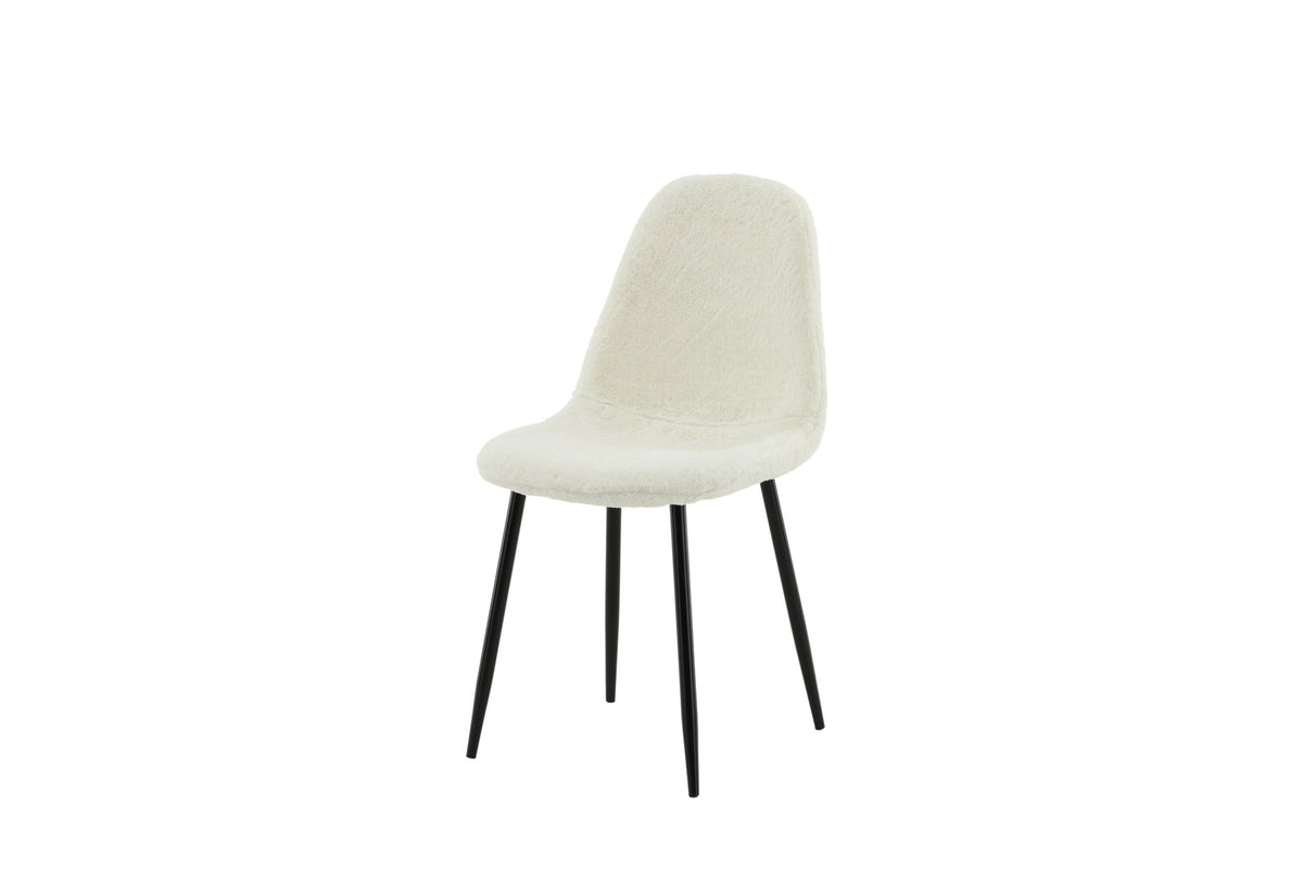Polar Stuhl Fluff in Weiss präsentiert im Onlineshop von KAQTU Design AG. Stuhl ist von Venture Home