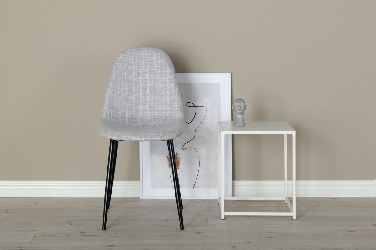 Polar Stuhl in Grau/Schwarz präsentiert im Onlineshop von KAQTU Design AG. Stuhl ist von Venture Home