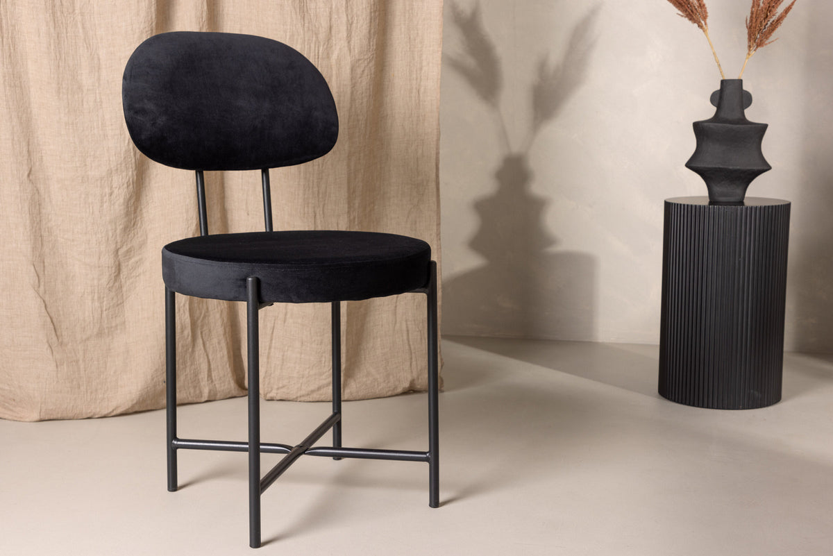 Stella Stuhl in Schwarz präsentiert im Onlineshop von KAQTU Design AG. Stuhl ist von Venture Home