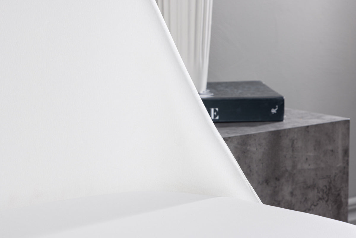 Night Stuhl in Weiss präsentiert im Onlineshop von KAQTU Design AG. Stuhl ist von Venture Home