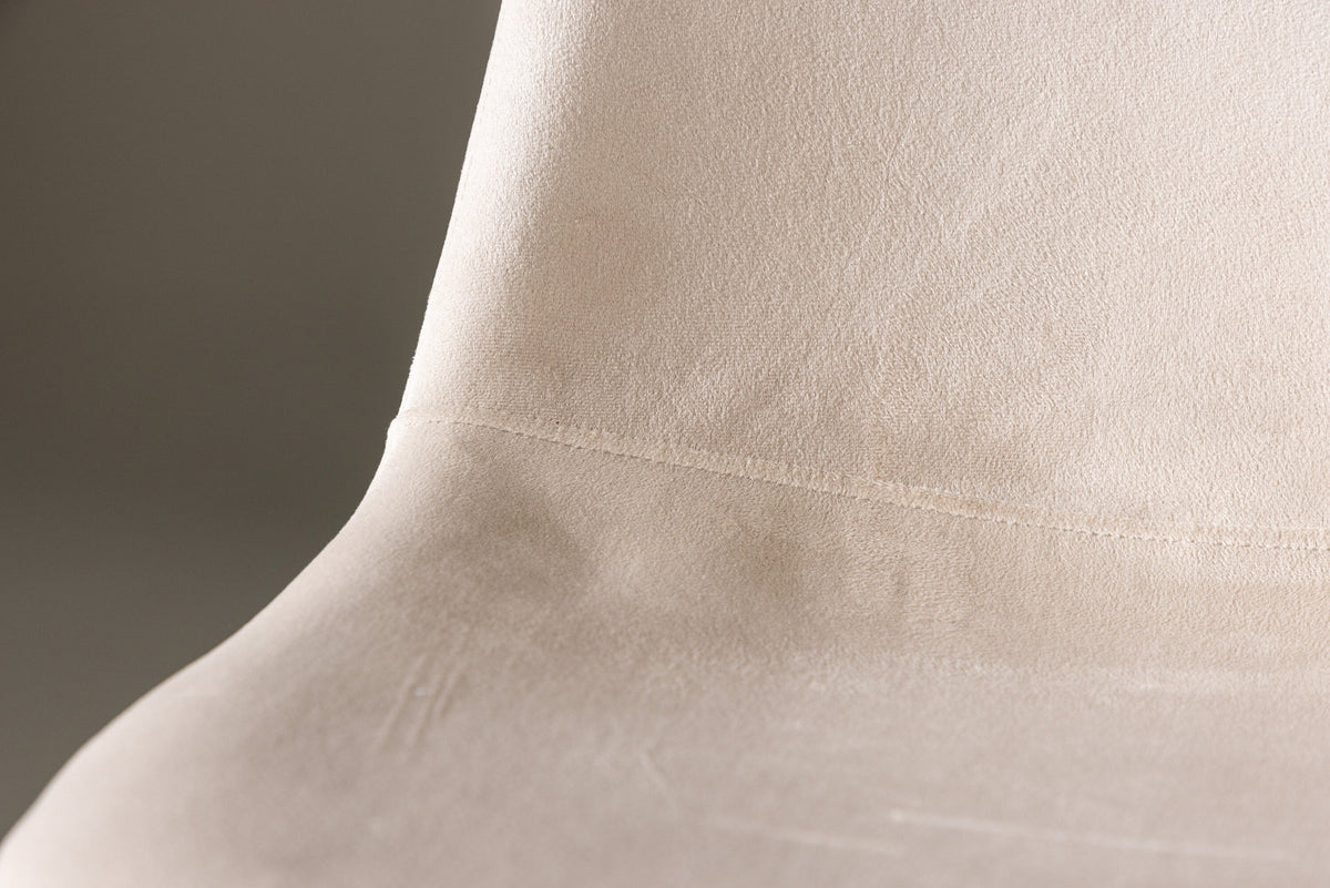 Polar Stuhl in Beige/Schwarz präsentiert im Onlineshop von KAQTU Design AG. Stuhl ist von Venture Home