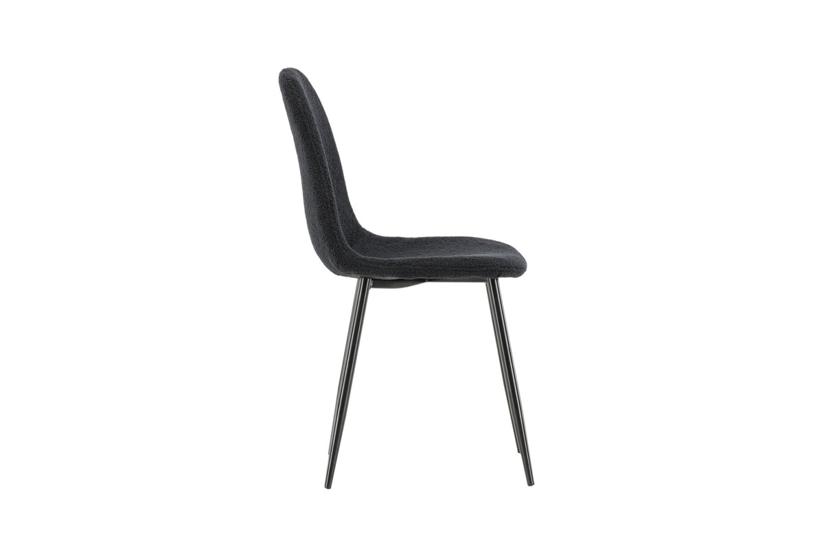Polar Esszimmerstuhl in Schwarz präsentiert im Onlineshop von KAQTU Design AG. Stuhl ist von Venture Home