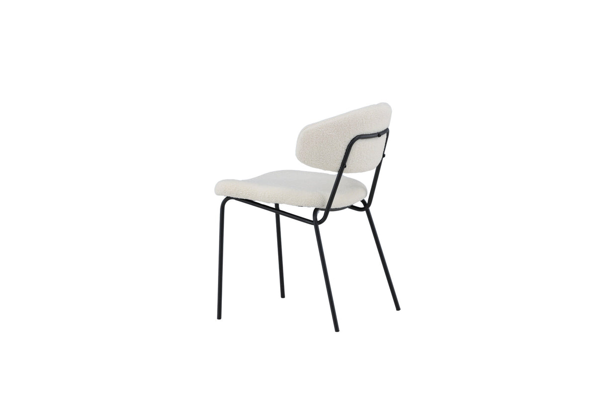 Chico Stuhl in Weiss präsentiert im Onlineshop von KAQTU Design AG. Stuhl ist von Venture Home