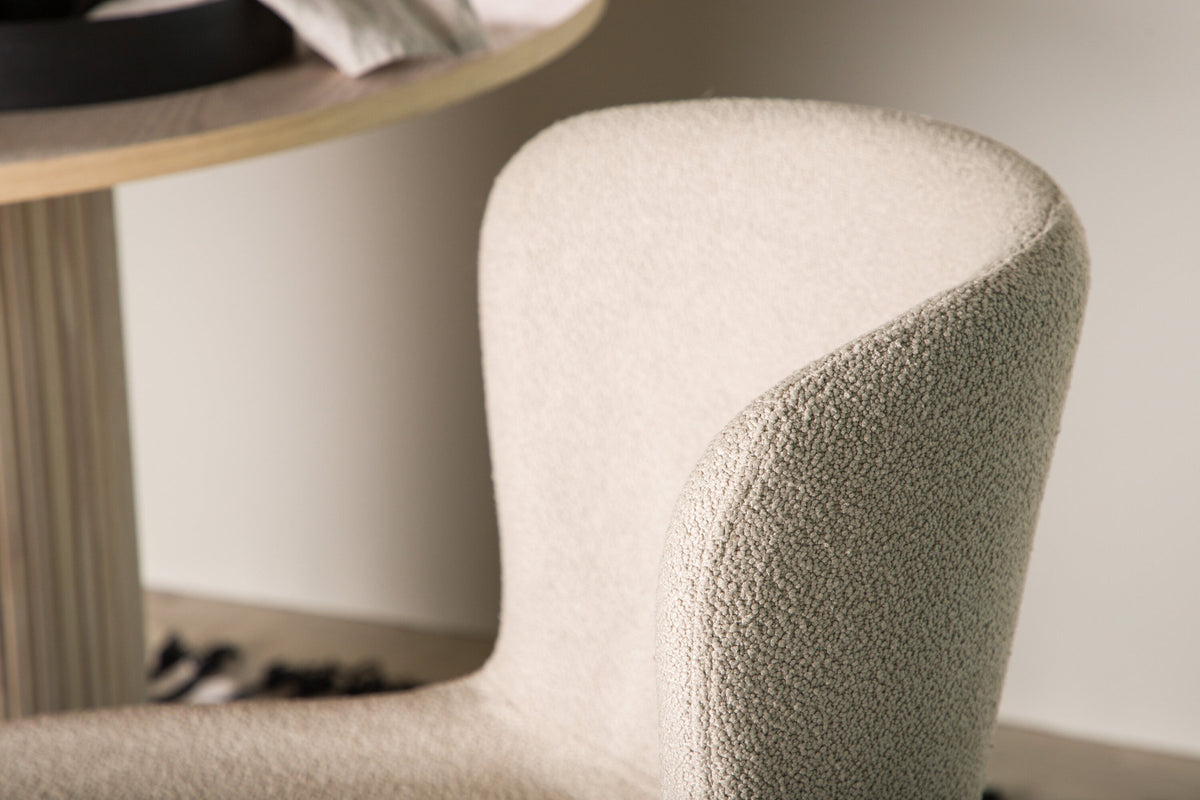 Modesto Stuhl in Beige präsentiert im Onlineshop von KAQTU Design AG. Stuhl ist von Venture Home