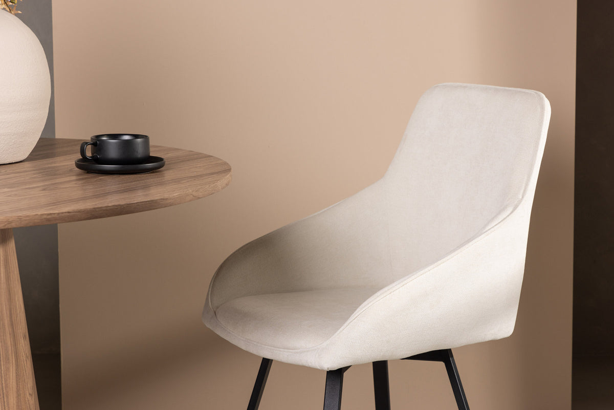 Rosie Drehstuhl in Beige präsentiert im Onlineshop von KAQTU Design AG. Drehstuhl ist von Venture Home