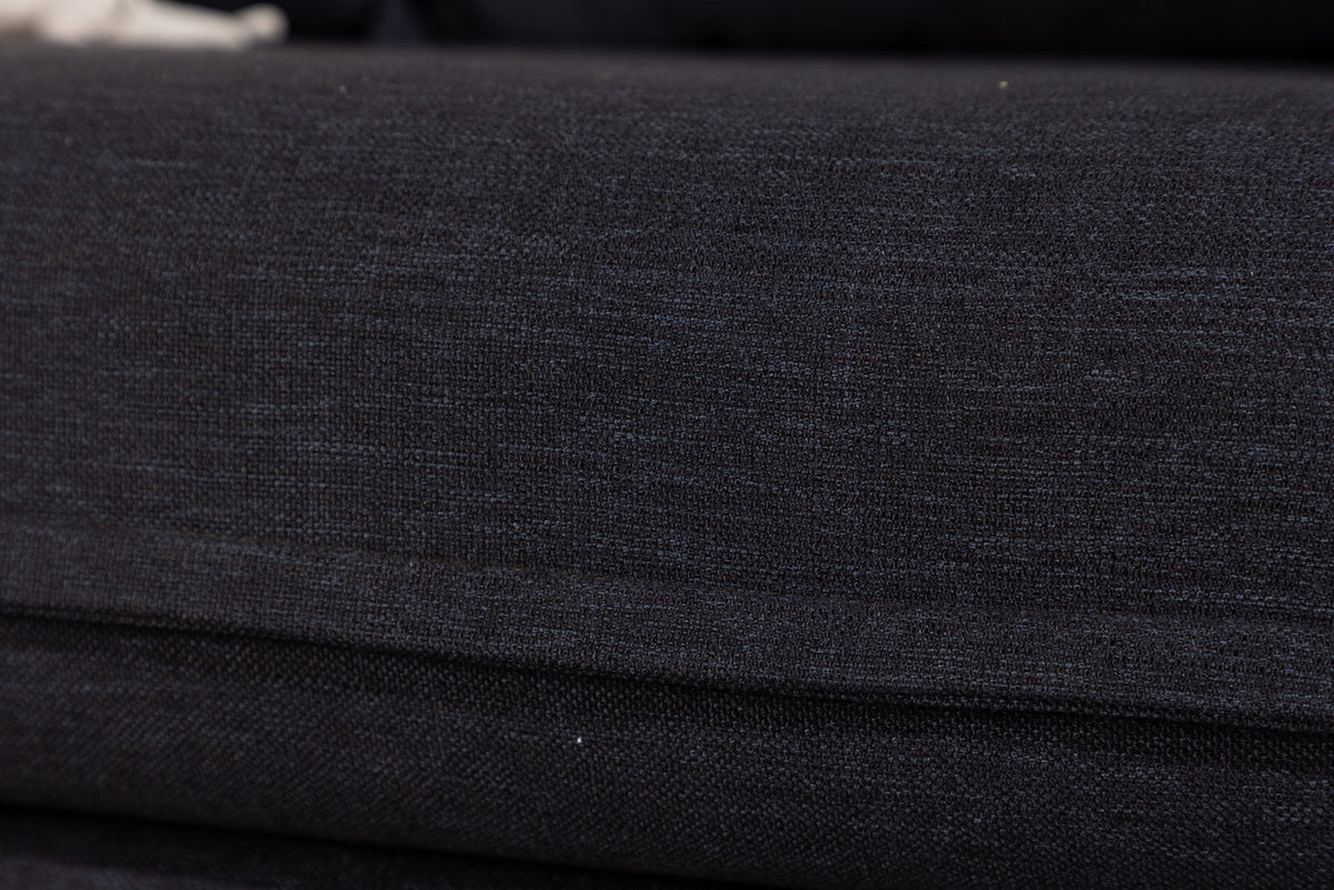 Nova 3 Sitzer Sofa in Schwarz präsentiert im Onlineshop von KAQTU Design AG. 3er Sofa ist von Venture Home