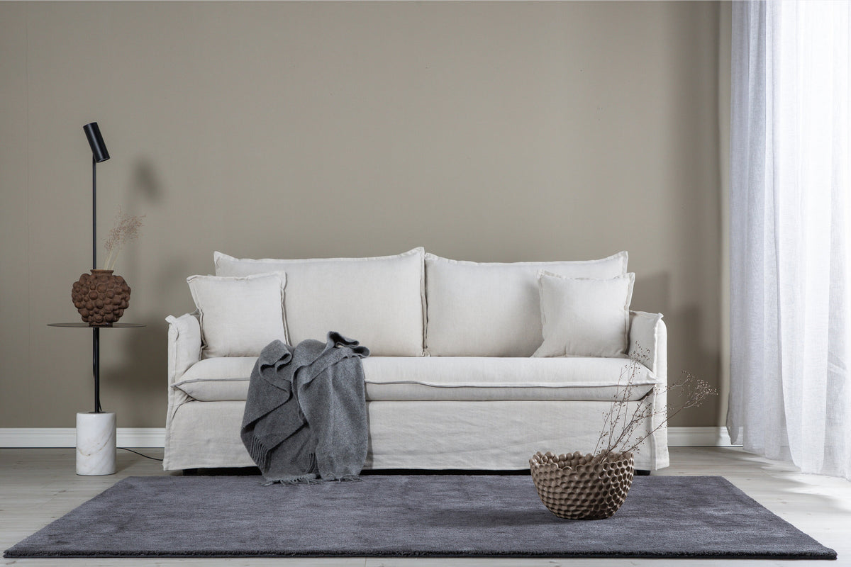 Nova Sofa in Beige präsentiert im Onlineshop von KAQTU Design AG. 3er Sofa ist von Venture Home
