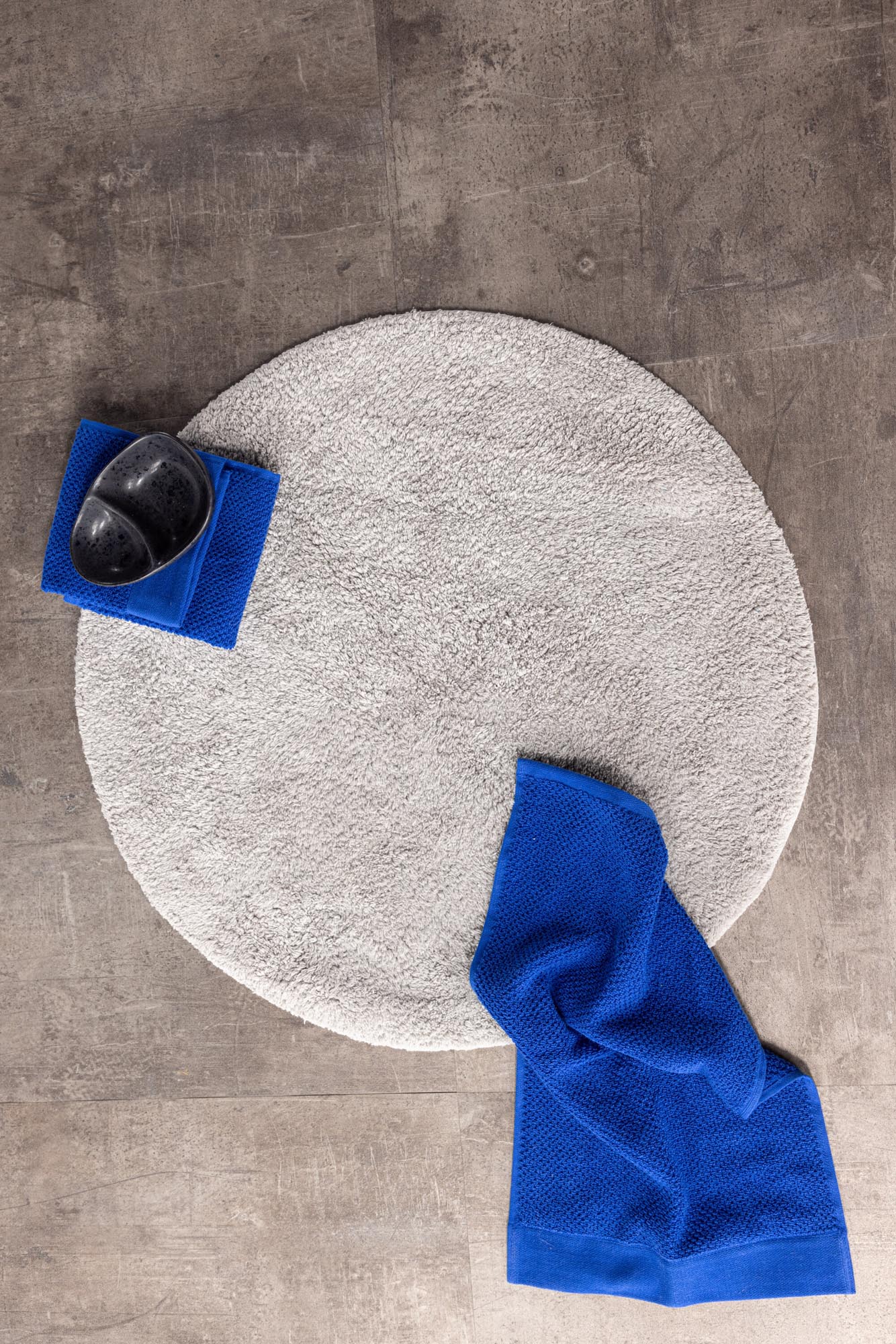 Valle Teppich: Eleganz und Funktionalität für Ihr Badezimmer.