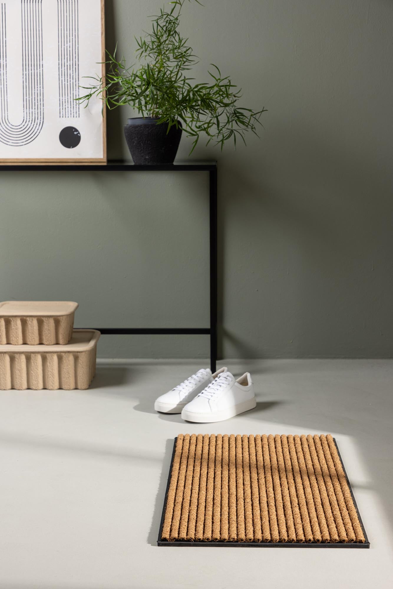 Entdecke den stilvollen Bosse Teppich von Venture Home, 90x60 cm, der mit seinem modernen Design jeden Raum aufwertet.