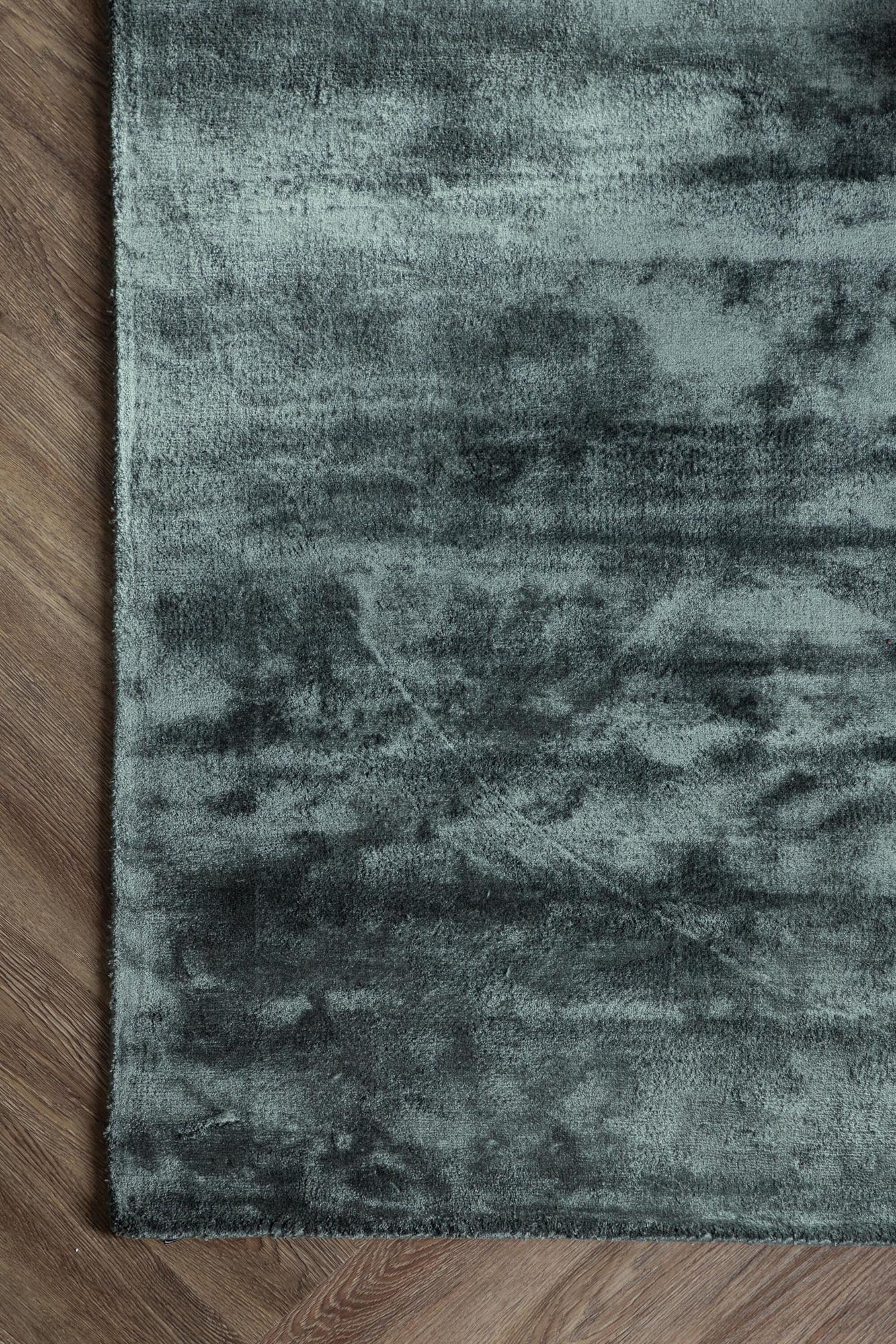 Indra Teppich von Venture Home: Eleganz und Komfort vereint.