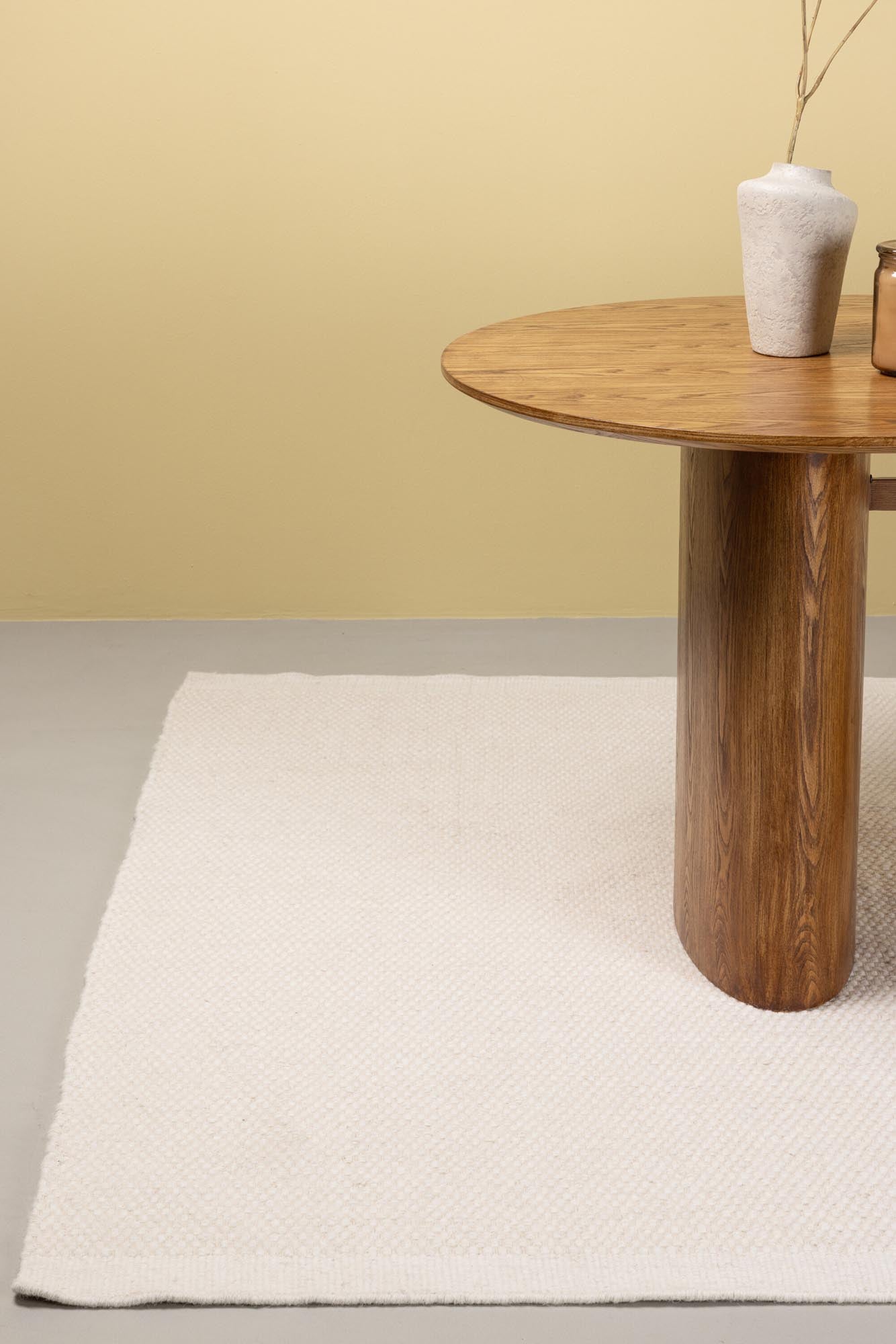 Vilma Teppich von Venture Home: Eleganz in Beige, 230x160 cm.