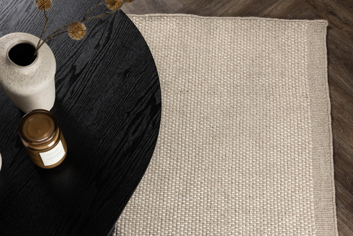 Vilma Teppich in Beige präsentiert im Onlineshop von KAQTU Design AG. Teppich ist von Venture Home